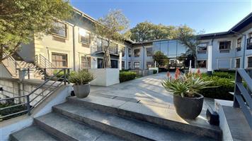 383m² office space to let in Houghton Estate