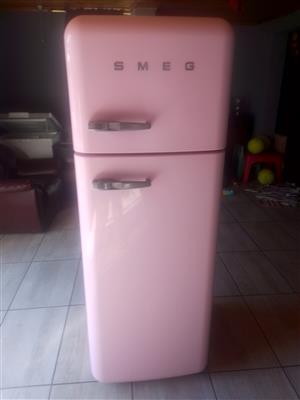 50 stile smeg fridge freezer 