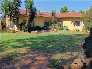 Charming 4-Bedroom Family Home in Dalview – Endless Potential
