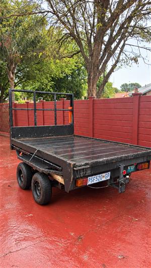 Solid Double Axle Flatbed Trailer