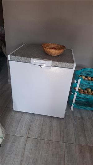 White Defy 195l freezer for sale due to space issues 12 months old