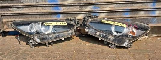 Mazda 2 headlights 2020