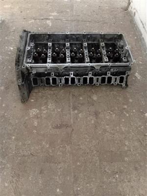 Ford Ranger 3.2 Cylinder Head