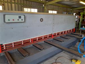 Guillotine 6 x 3000 for sale