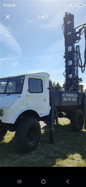 Drilling rig and compressor 