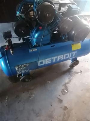 Detroit 250L Industrial Air Compressor-3 Phase