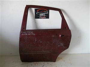 Ford Focus 98-05 left rear door
