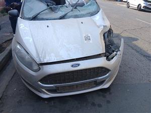 2017 Ford fiesta 1.4 engine capacity stripping for parts