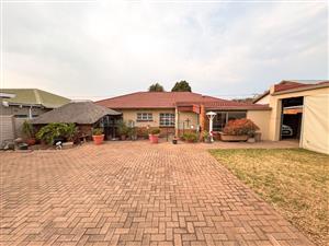 Lovely Family Home withA Granny flat!!!