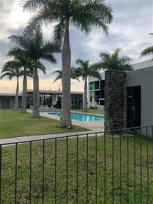 Ground Floor 2-Bedroom Apartment in the Heart of Ballito