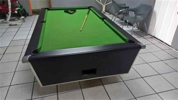 R5 Pool Table