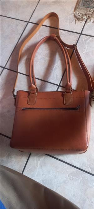 Leather handbag