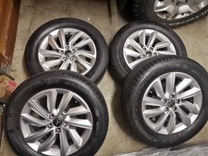 16"VW T-Cross mags with 205/60/16 Hankook, Can fit on VW Polo TSi & Vivo (5x100 pcd) set 