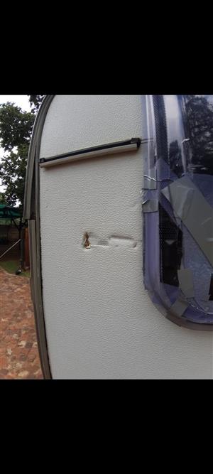 BODY REPAIRS ON ALL CARAVANS 