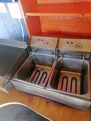 Meat Grinder, double chip fryer and toaster
