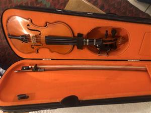 Violin for child age 5/6 yrs old 