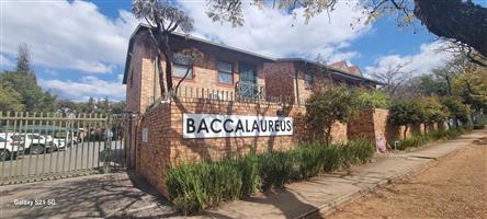 Massive Reduction! to Sell Fast - Excellent Value!