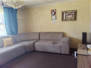 3 Bedroom House For Sale in Braelyn - Amalinda