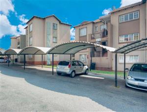 Apartment For Sale in Meredale