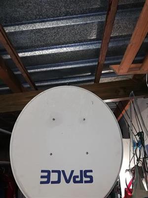 Dstv dish with Lnb for sale