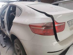 BMW X6 E71 stripping