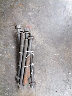 HYUNDAI IX35 HEADBOLTS FOR SALE