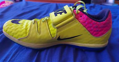Nike spike shoes size 5