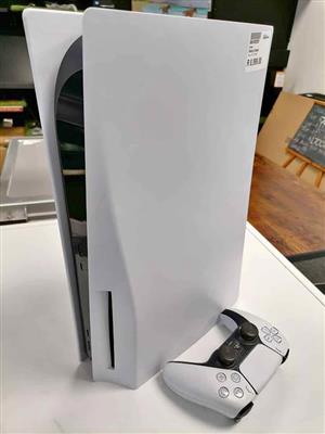 PS5 Disc Edition – Great Condition  PlayStation 5 Disc Edition  Includes 1 Controller 