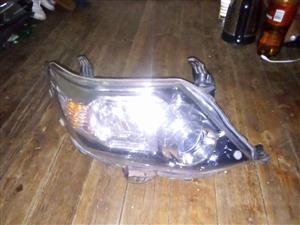 TOYOTA FORTUNER XENON HEADLIGHT