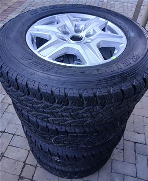 Ford ranger 17 inch mags with good used tyres 265/65/17