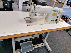 Zoje ZJ8700 Industrial Sewing Machine, Used but Good,has 6 Months Warranty