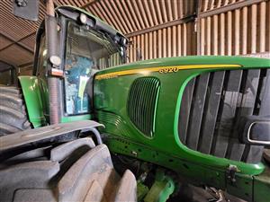 JD 6920 row-crop tractor