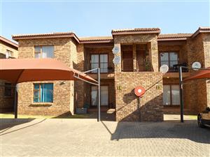 2 Bedroom Swan Ridge Flat - Secure Estate
