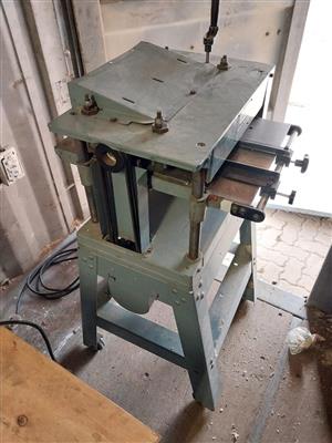 Planer moulder with 19 sets of cutters for sale