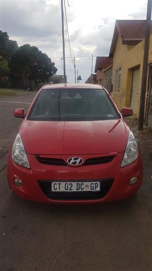 Hyundai  i20 2011 Model car us driving but am selling it as it is.