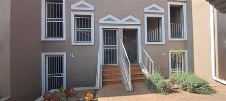 Townhouse For Sale in Peacehaven