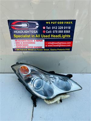 Infiniti EX35 QX50 right side halogen headlight 