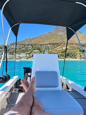 Supercat 430 Wit Blits Catamaran – 2 x 25HP Mercury (2-stroke), Talon Extendable