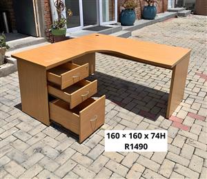 OFFICE LSHAPE DESK WITH DRAWERS