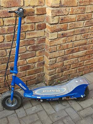 Razor E300 Electric Scooter for sale