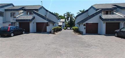 Townhouse For Sale in Lakefield & Ext