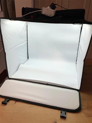 Sooc Portable Studio with built in LED Lights