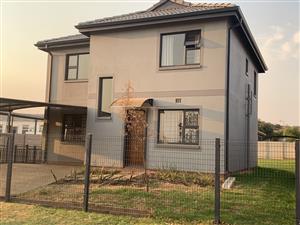 Double storey house to rent Danville area