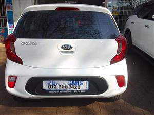2020 KIA PICANTO 1.0 MANUAL  WHITE COLOR  PETROL SERVICE BOOK.