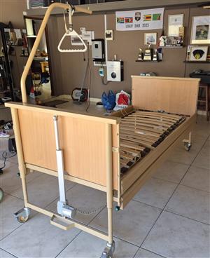 Patient bed