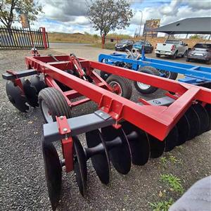 New Agritech trailed hydraulic offset disc harrows for sale at Mad Farmer SA