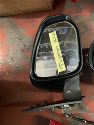 TOYOTA HILLUX Side Mirror
