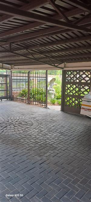 Well-Maintained 1 Bedroom Flatlet – Ideal for Single Professional or Couple