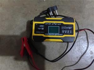Battery charger  and 6×9 speaker in box