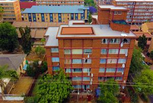 Charming 2 Bedroom Apartment with Scenic Mountain Views in Wonderboom South